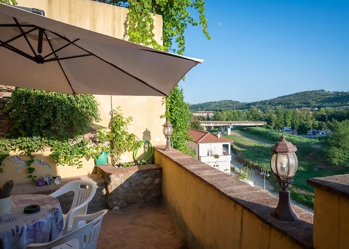 Rustico Con Vista Монтелупо-Фьорентино